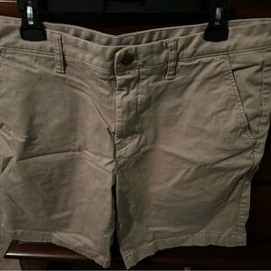 Men's Tan Flat Front Shorts